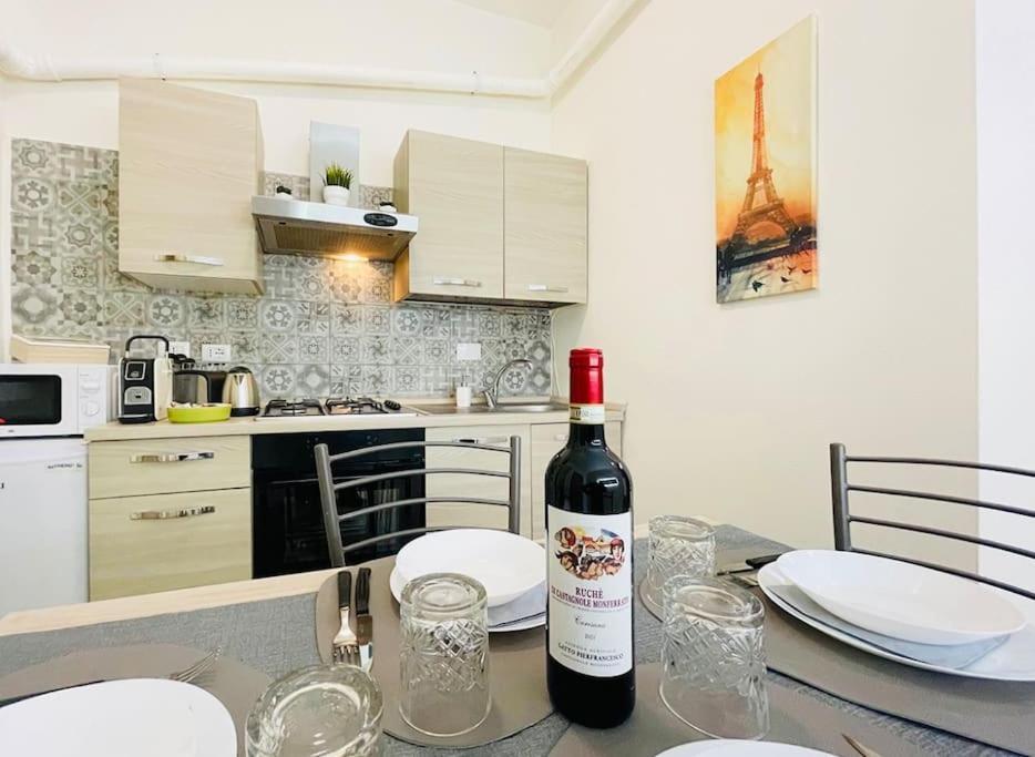 Porta Palazzo 15 Min - Suite Con Netflix & Wi-Fi Турин Экстерьер фото